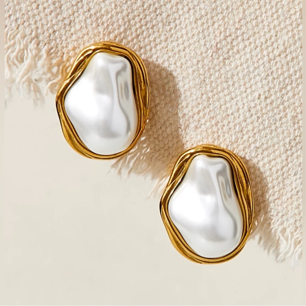 Pearl Earrings Pearly Bezel Studs Baroque Style